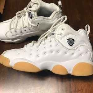 Jordan's white children's size 5