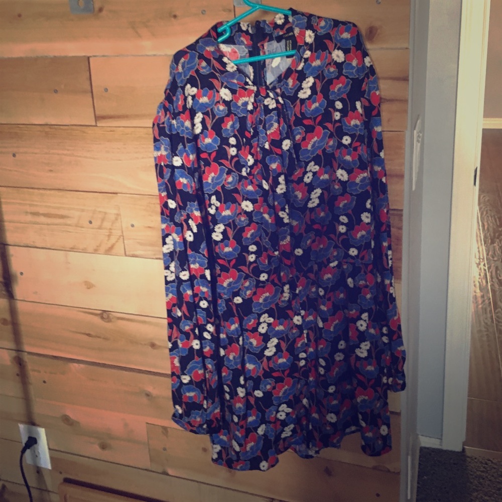 Adorable floral romper!