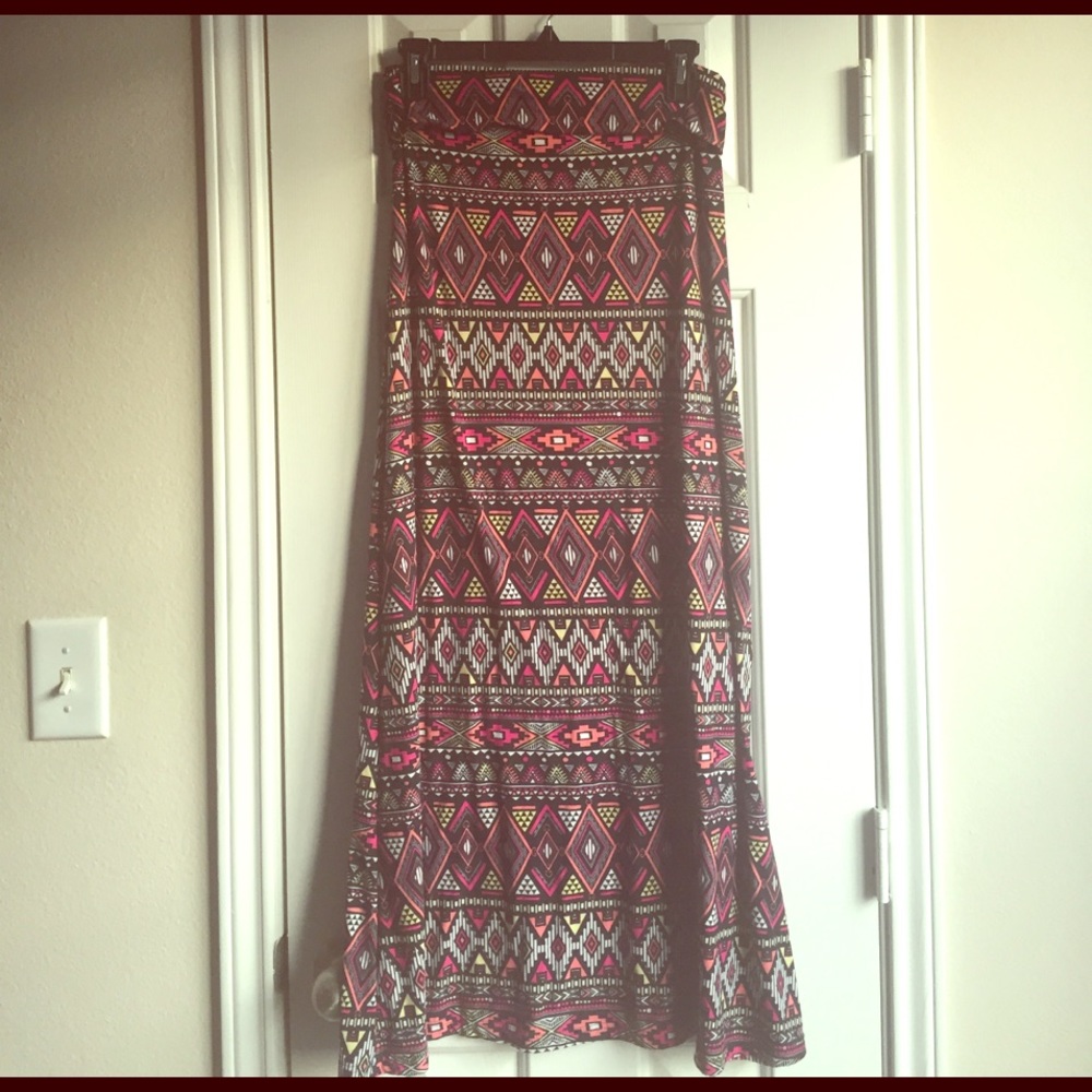 Maxi Pattern Skirt
