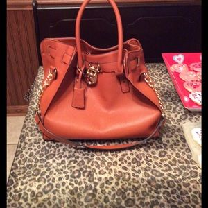 Michael kors purse