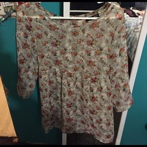 Blouse with flowers