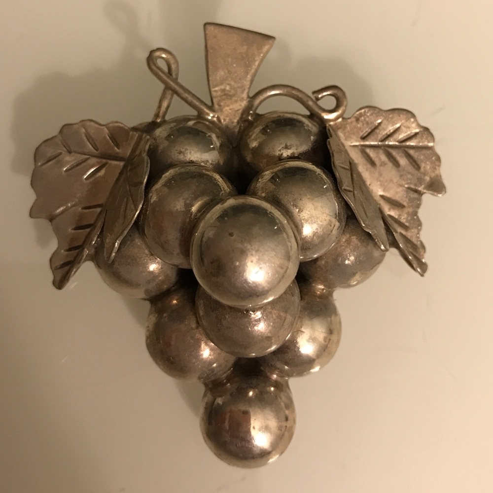 Mexico 925 Sterling Silver Grapes Pin Brooch
