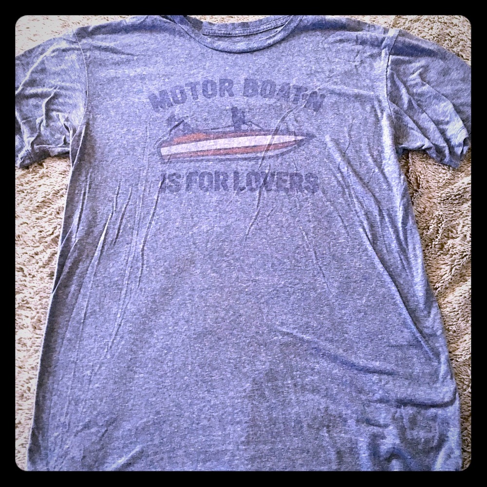Chive tee "Motor boat'n is for lovers"