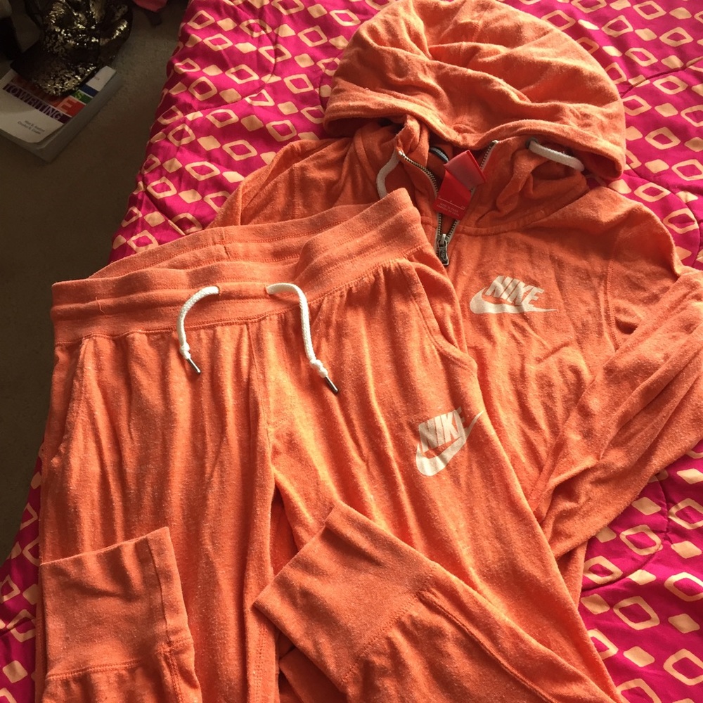 Women's Nike Sweat Suit