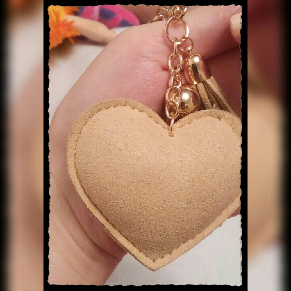 Beige Rhinestone Heart keychain - Picture 3 of 5