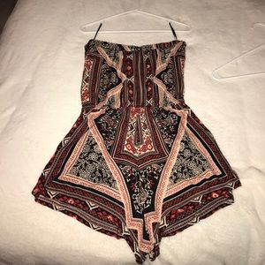 Strapless romper- beachy & comfortable