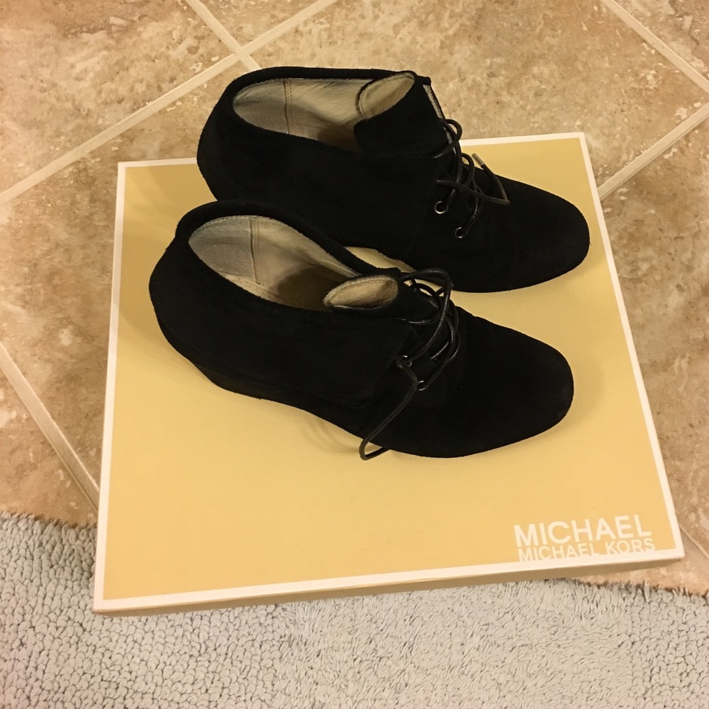 Michael kors booties