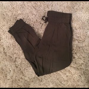 Aritzia// Tna jogger pant