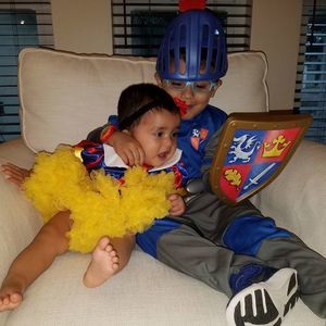 Meet your Posher, Elisa