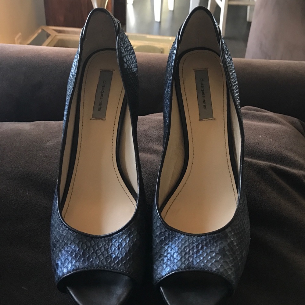 Black snake skin peep toe pumps