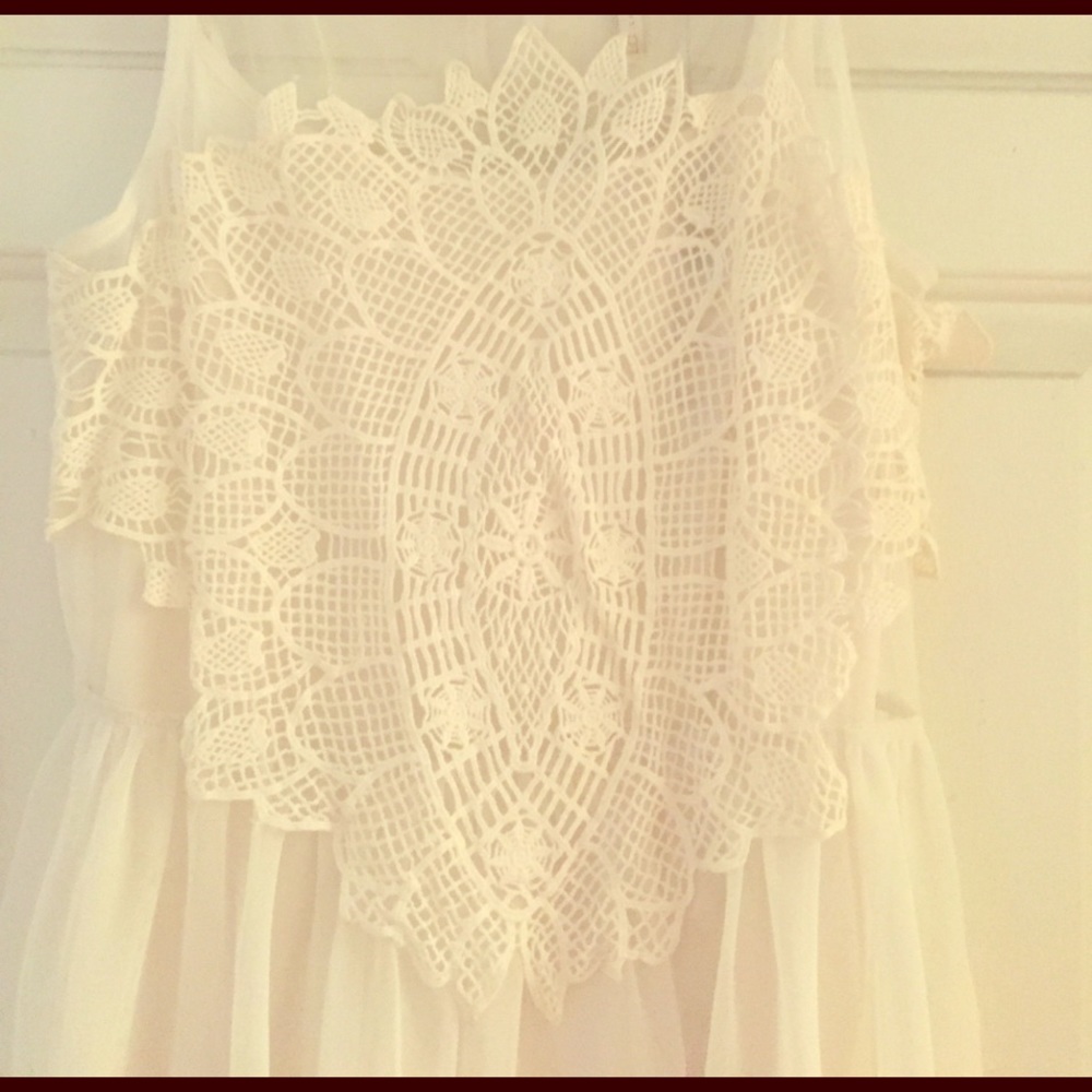 LC crochet, tulle dress. Size medium, NWT.