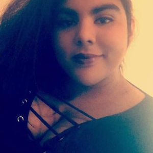 Meet your Posher, Perla