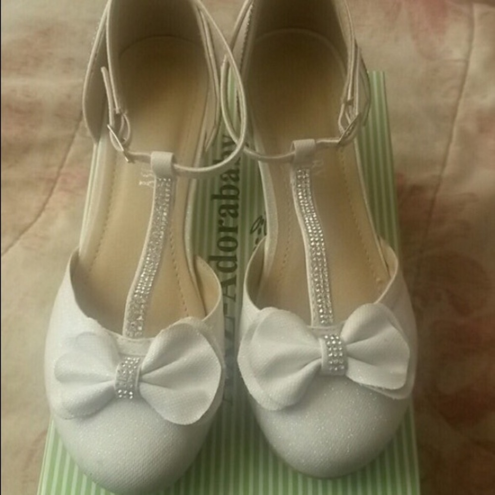 Girls white sparkly heels