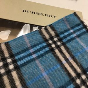 burberry scarf glove gift set