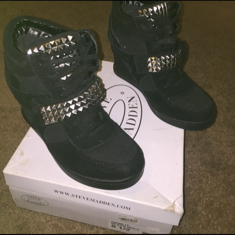 Steve Madden wedge tennis