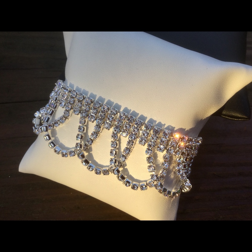 Crystal Draped Bracelet - Picture 1 of 2