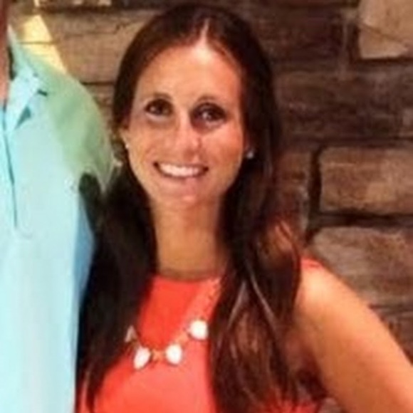 Meet your Posher, Amanda - Picture 1 of 1