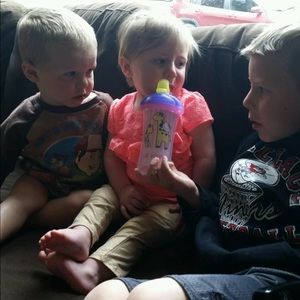 Meet your Posher, Julean