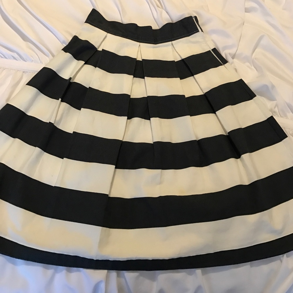 Corilynn Awning Skirt