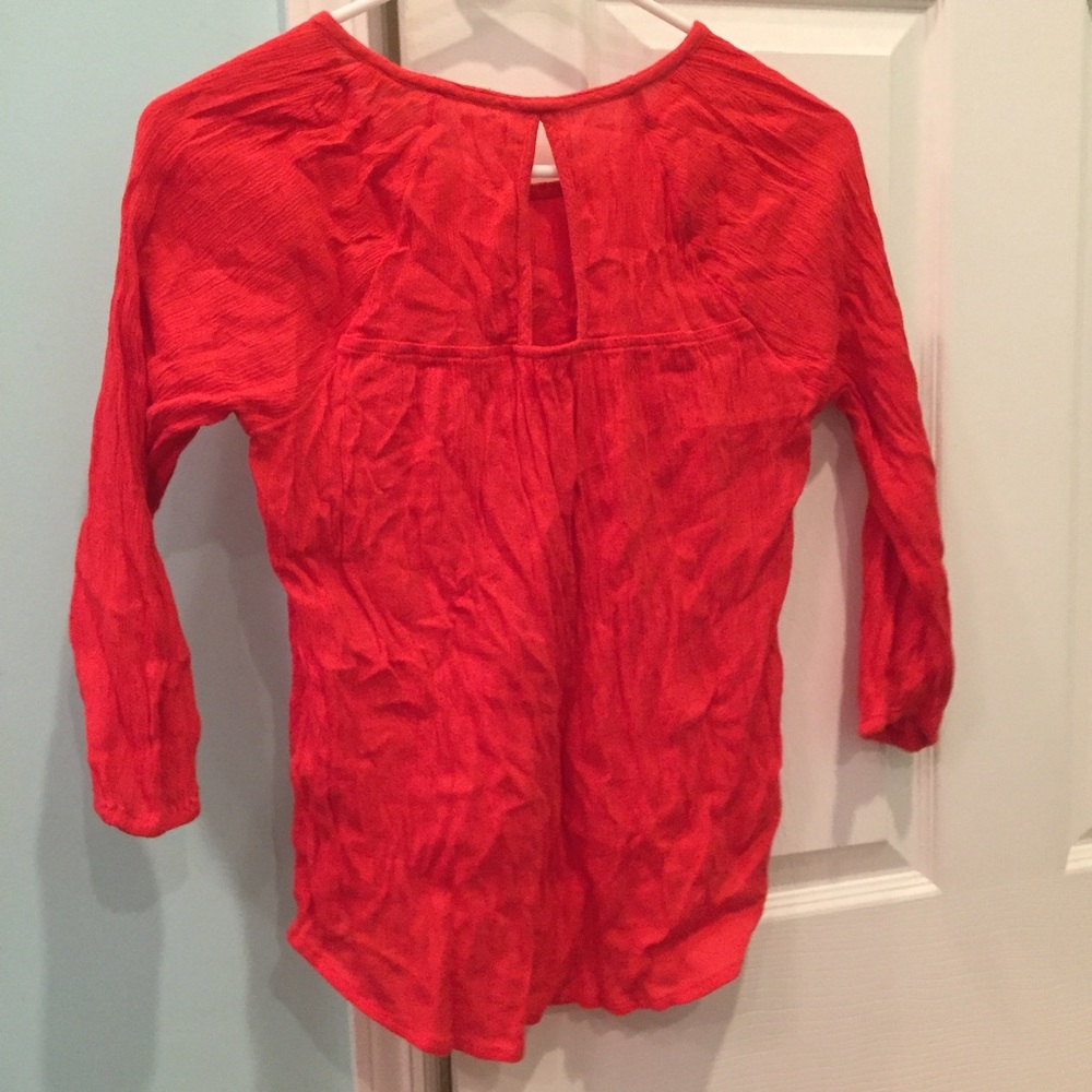 Hollister red lace detail blouse - Picture 3 of 3