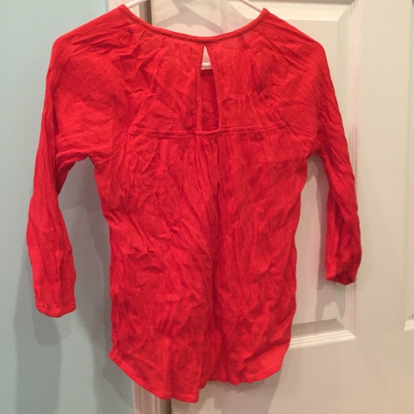 Hollister red lace detail blouse - Picture 3 of 3