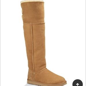 ONE HOUR SALE 🎉Brand New Over the knee Uggs🎉