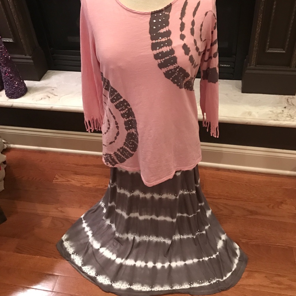 Tie dye top and long skirt