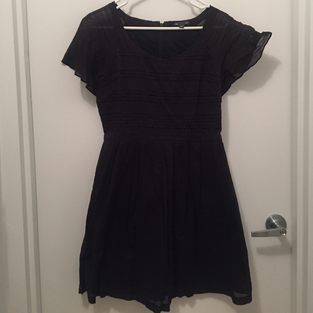 Gap 100% cotton black dress