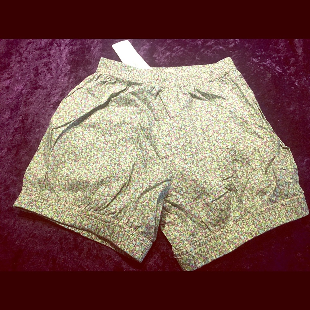 Little girls size 2/3 shorts