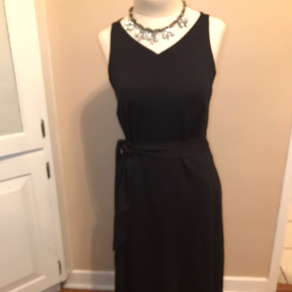 Ann Taylor sleeveless and backless dress - Picture 6 of 6