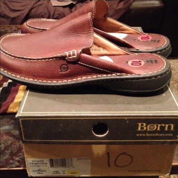 Brand new slip on Borns - Picture 2 of 4