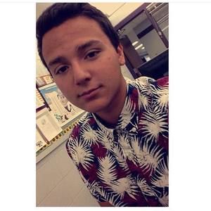 Meet your Posher, Aaron