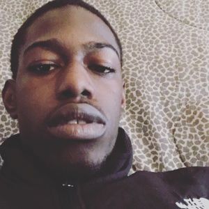 Meet your Posher, Levar