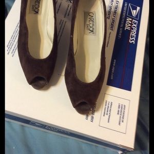 Brown suede heels size 7.5
