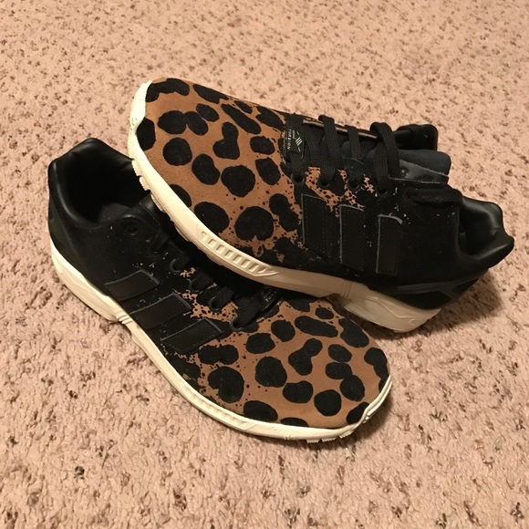 Adidas Shoes - SALE!! Adidas Torsion leopard sneakers