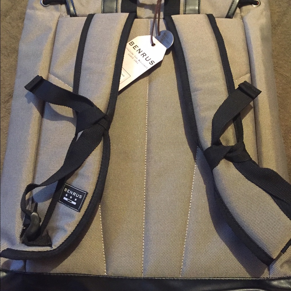 NEW BENRUS BACKPACK - Picture 3 of 4