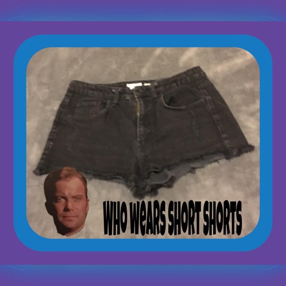 🖤🖤 REPOSHED 🖤🖤 Mossimo Shorts. High Waisted