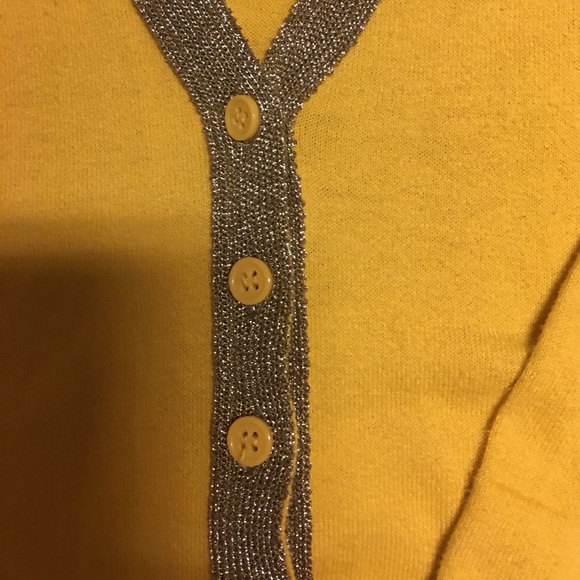 Price Drop🤗Yellow Cardigan w/chain link details - Picture 3 of 4