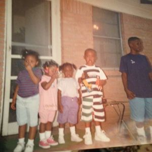 Meet your Posher, Dominique