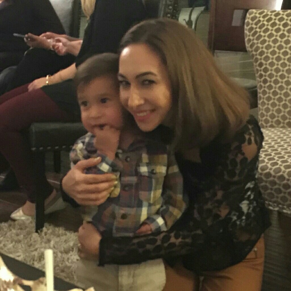 Meet your Posher, Shakeh