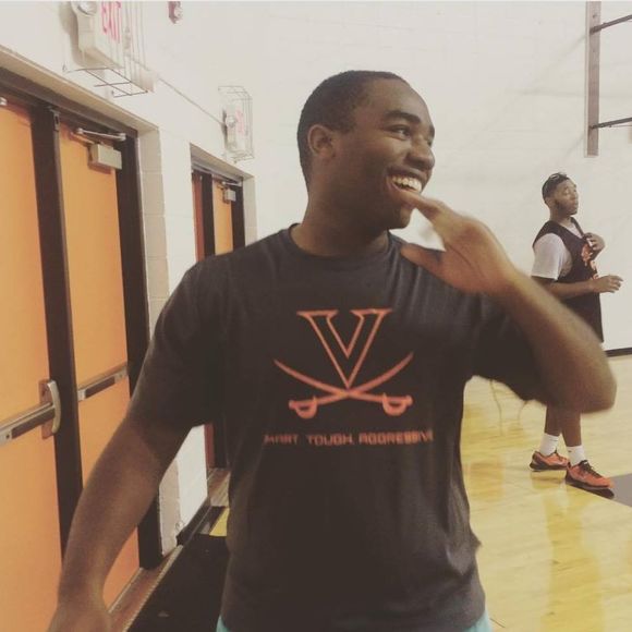 Meet your Posher, Kris - Picture 1 of 1