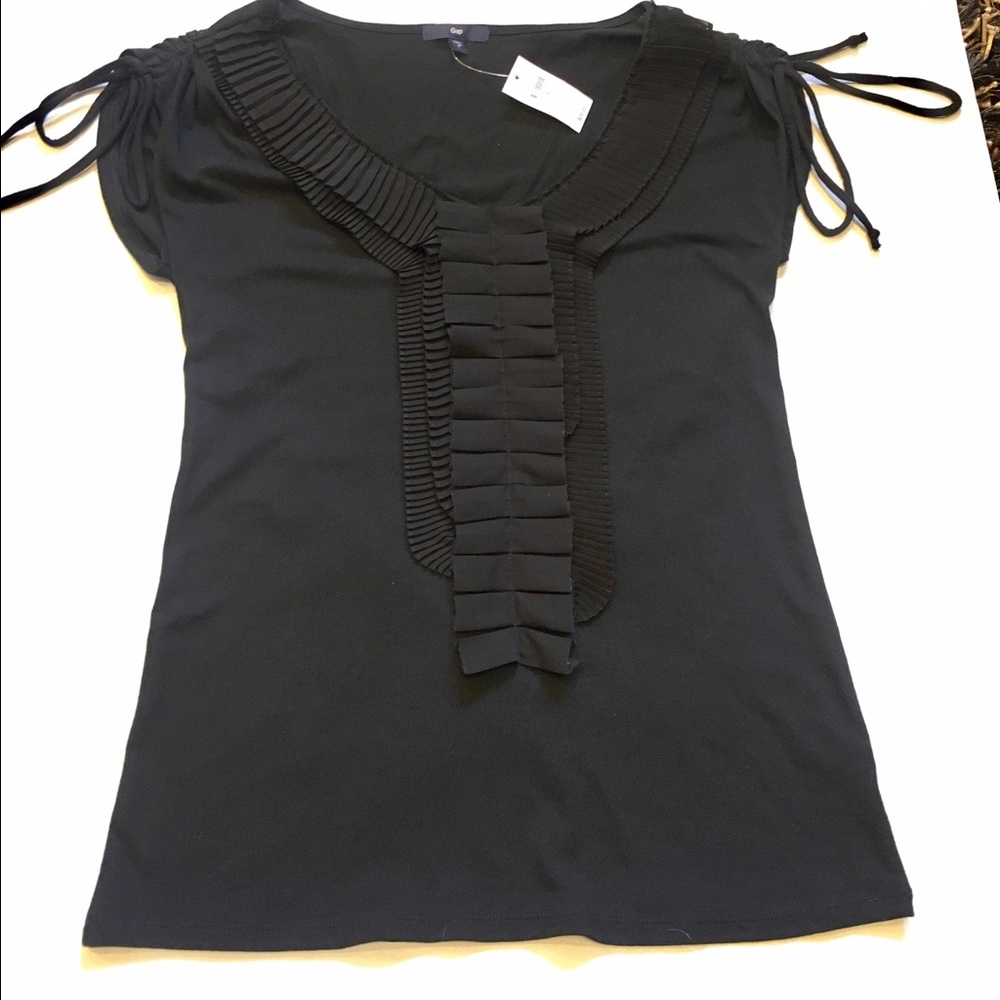 NWT Gap Black Ruffled Blouse