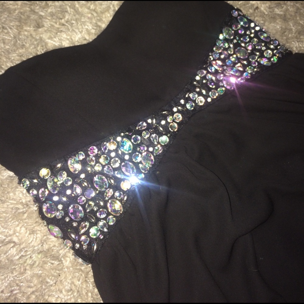 strapless little black dress