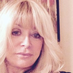 Meet your Posher, Dorene