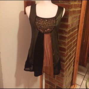 Bke boutique sleeveless shirt