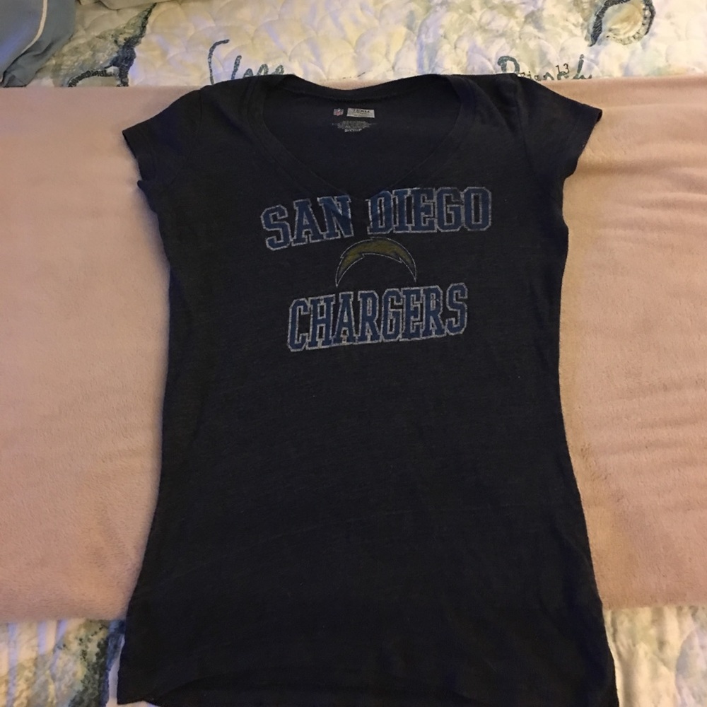 🏈Collector item San Diego Chargers Sexy T shirt🏈