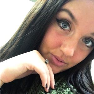 Meet your Posher, Gretchen