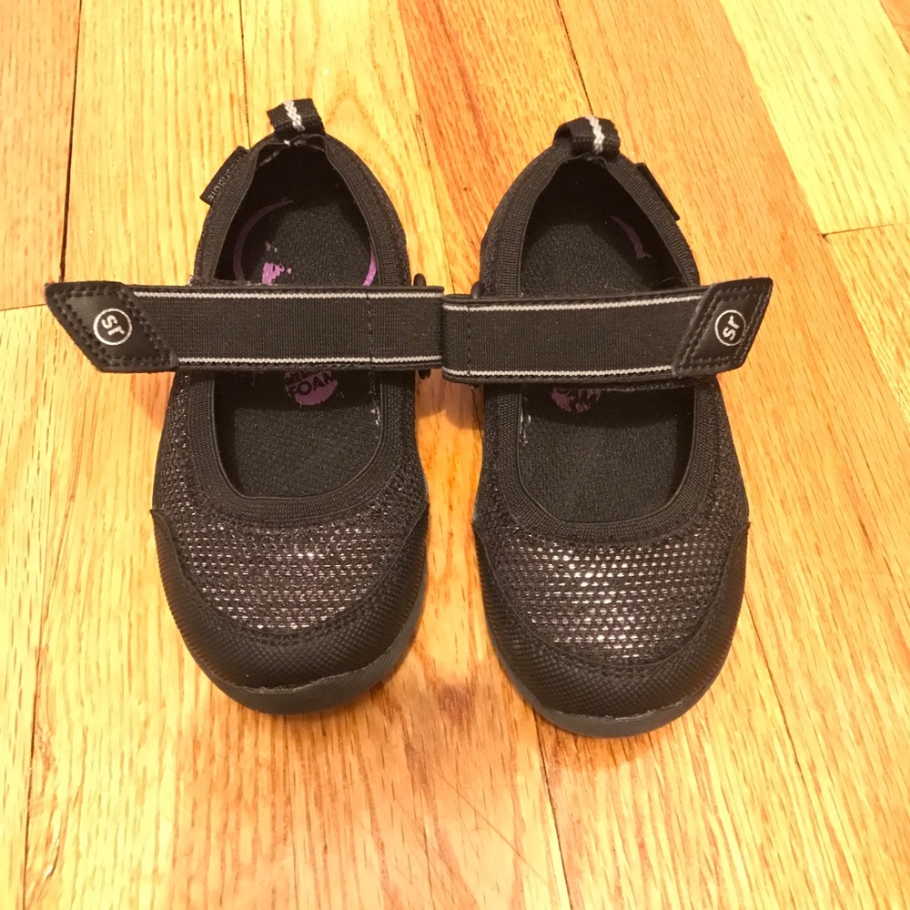 Stride Rite Memory Foam Toddler Girls