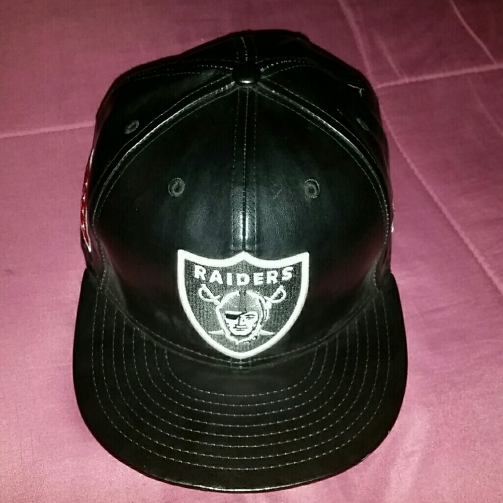 Raiders Leather Snap Back
