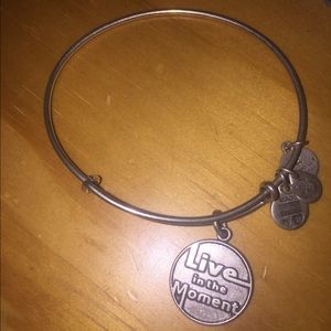 "live in the moment" Alex & Ani